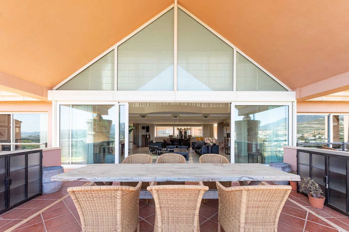 2-5bd7b9d04b45e33852eaf0ec6670150d