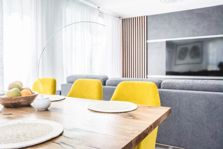 R5032378 | Middle Floor Apartment in Estepona – € 488,000 – 2 beds, 2 baths