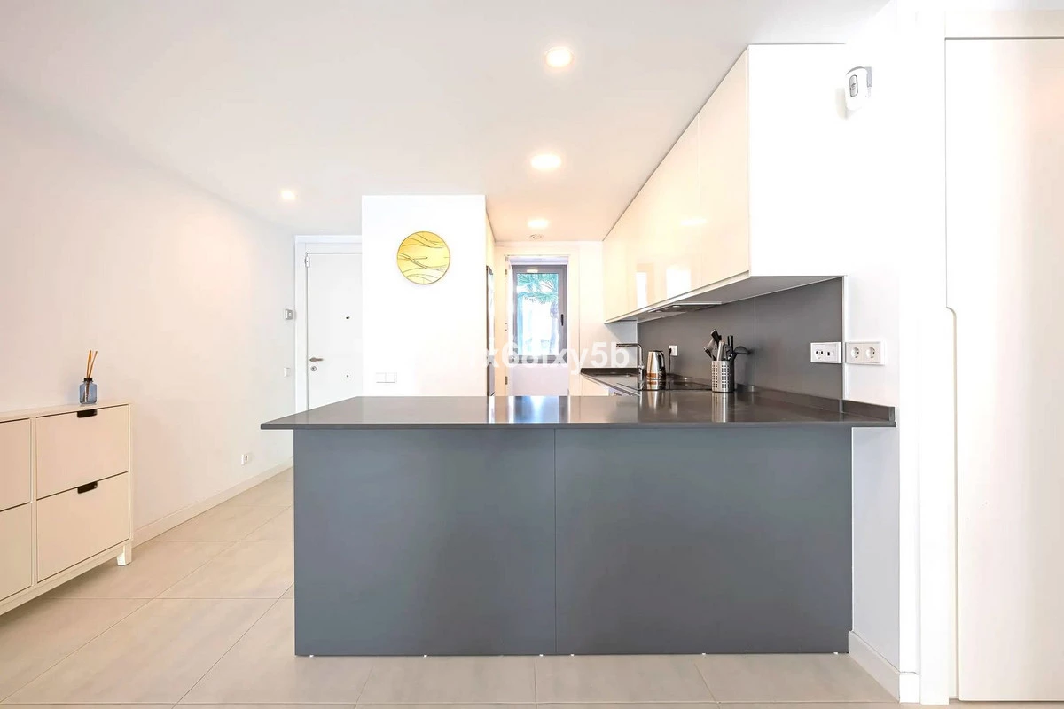 7-aa4cc561180b369757c0bb4af9886cd3