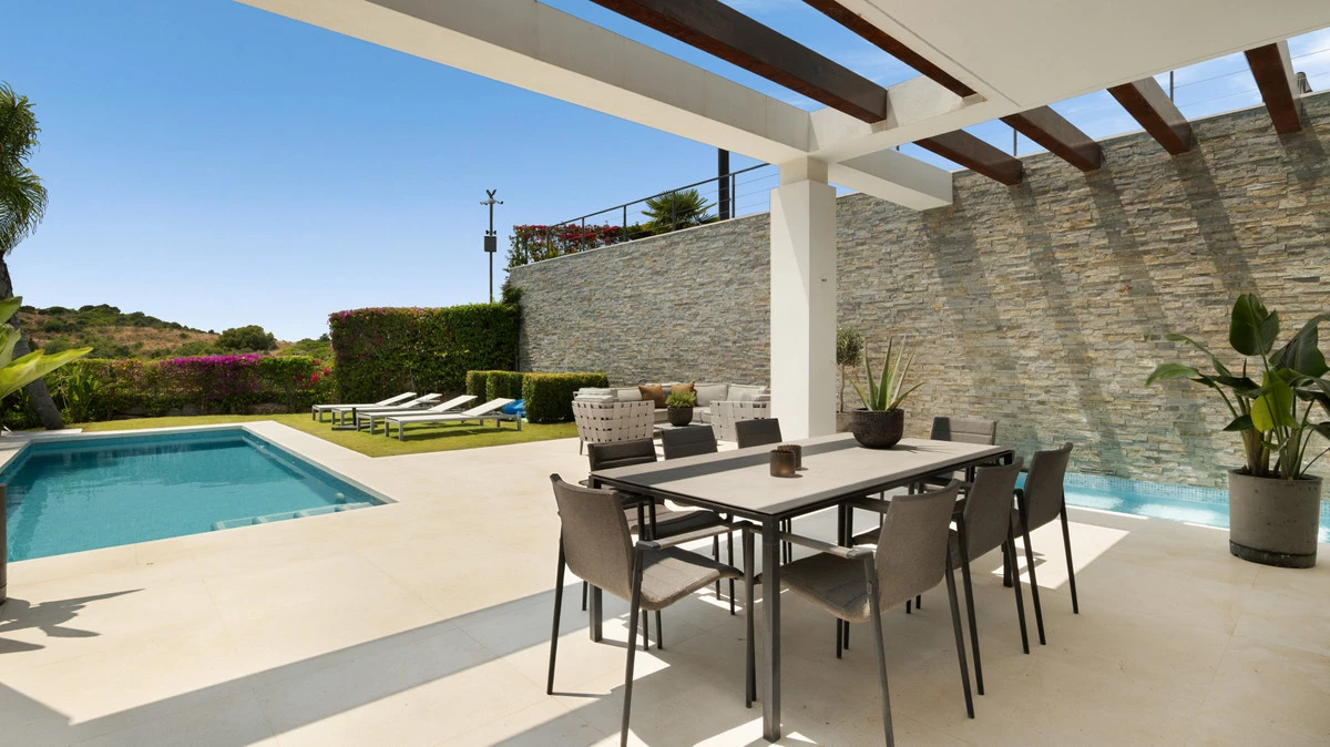 3-e898b2bb2a2fdfd06d2c39894dce8316