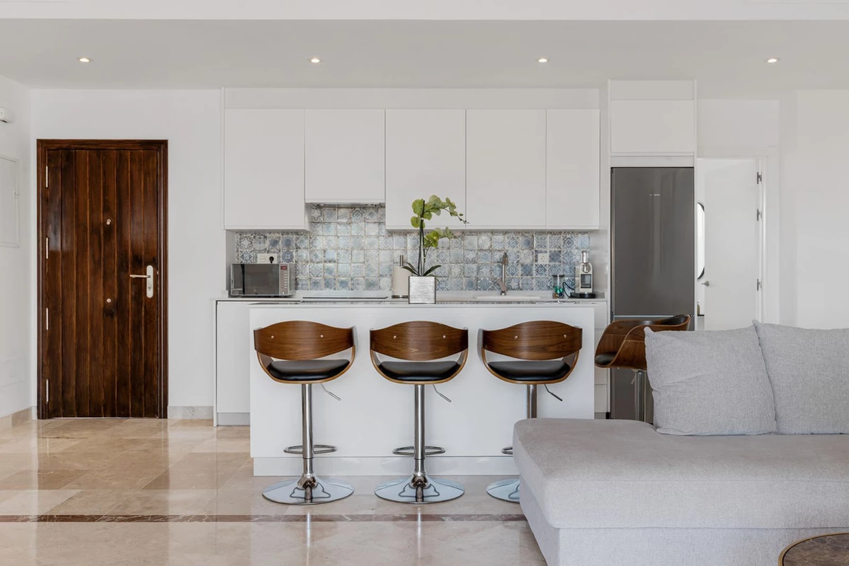 4-c23c0f86247804fa50226aecd8b0b2c8