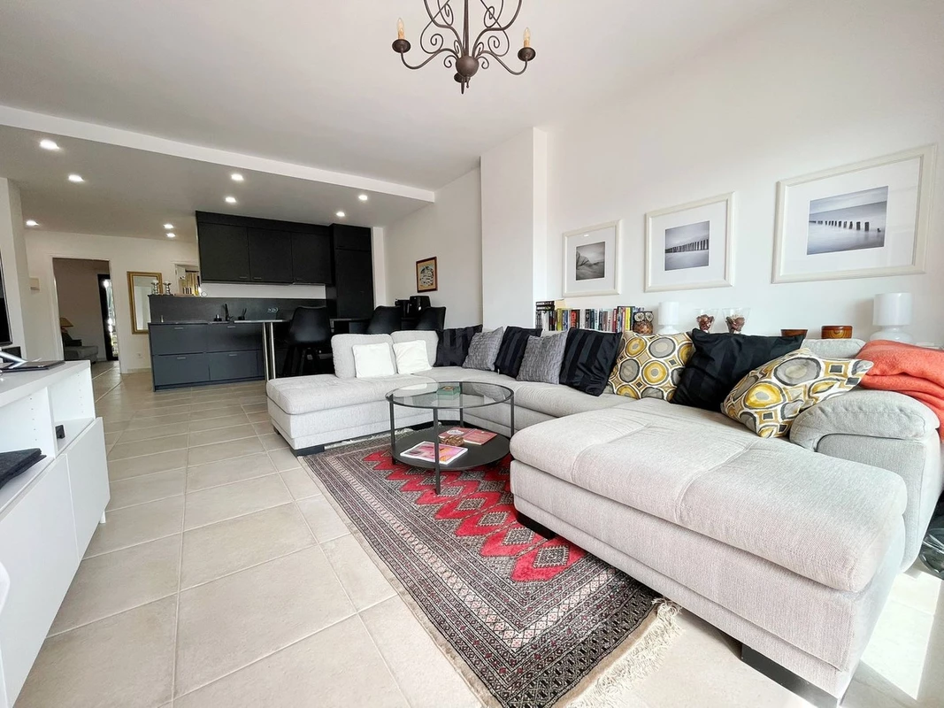 3-e898b2bb2a2fdfd06d2c39894dce8316