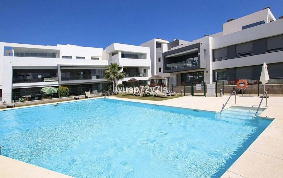 2-5bd7b9d04b45e33852eaf0ec6670150d