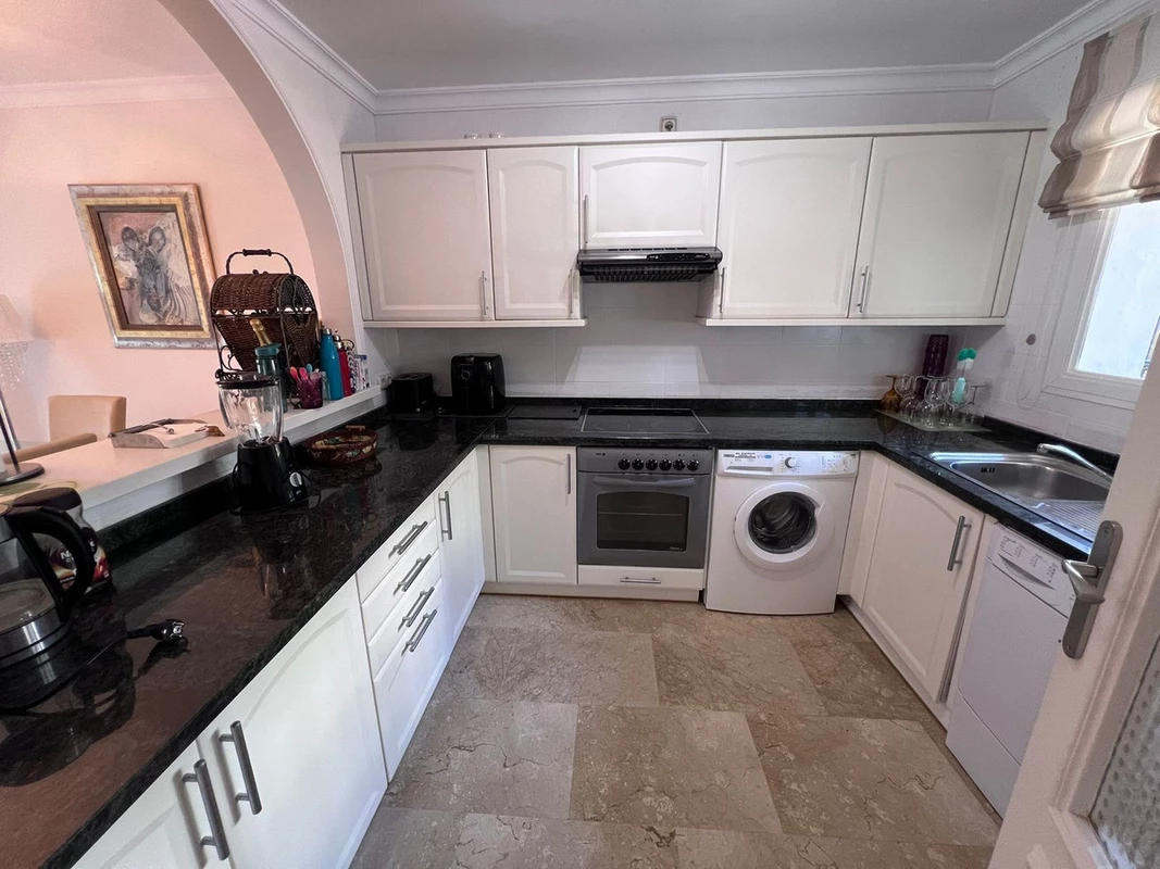 9-467d0cee5b725f3ef65f102a0c2e69c0