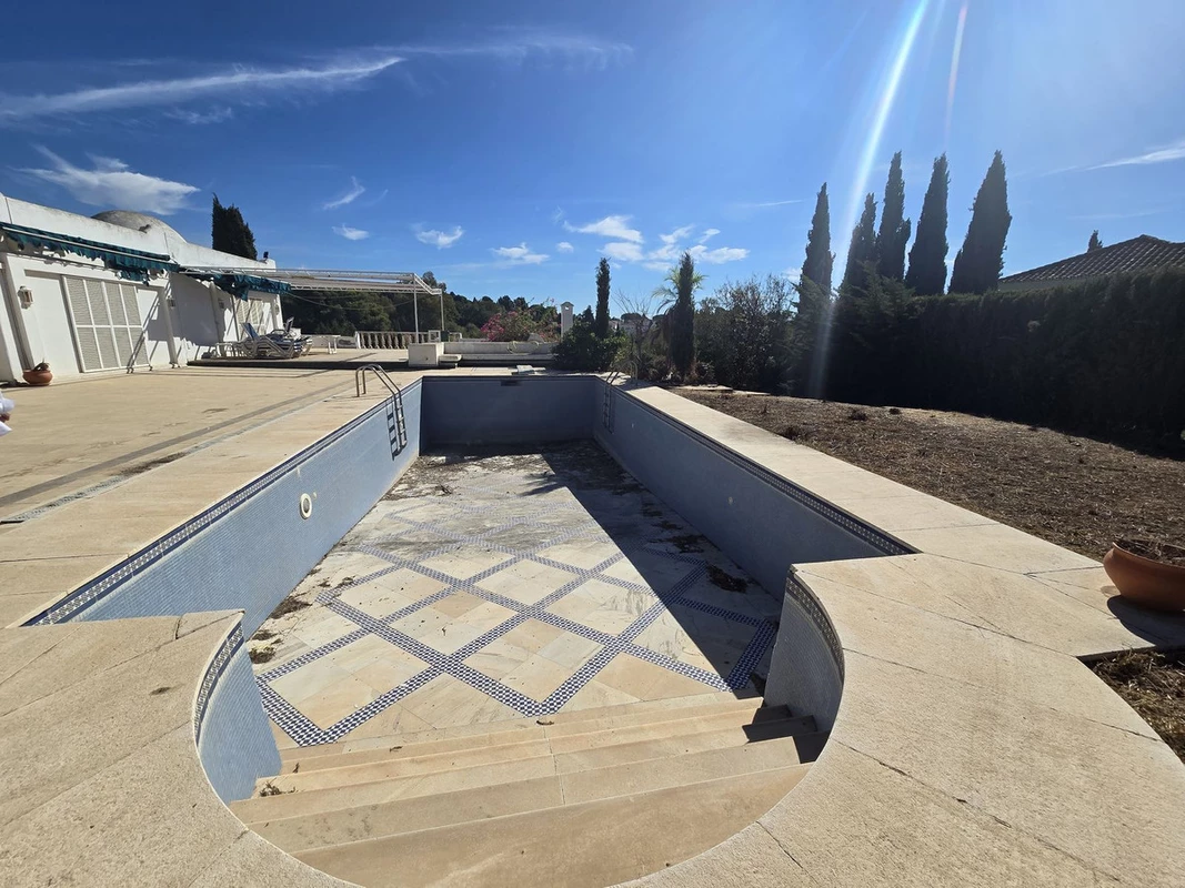 8-e64a9055bba3e77ac8aca3b893cdf826