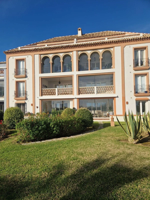 2-5bd7b9d04b45e33852eaf0ec6670150d