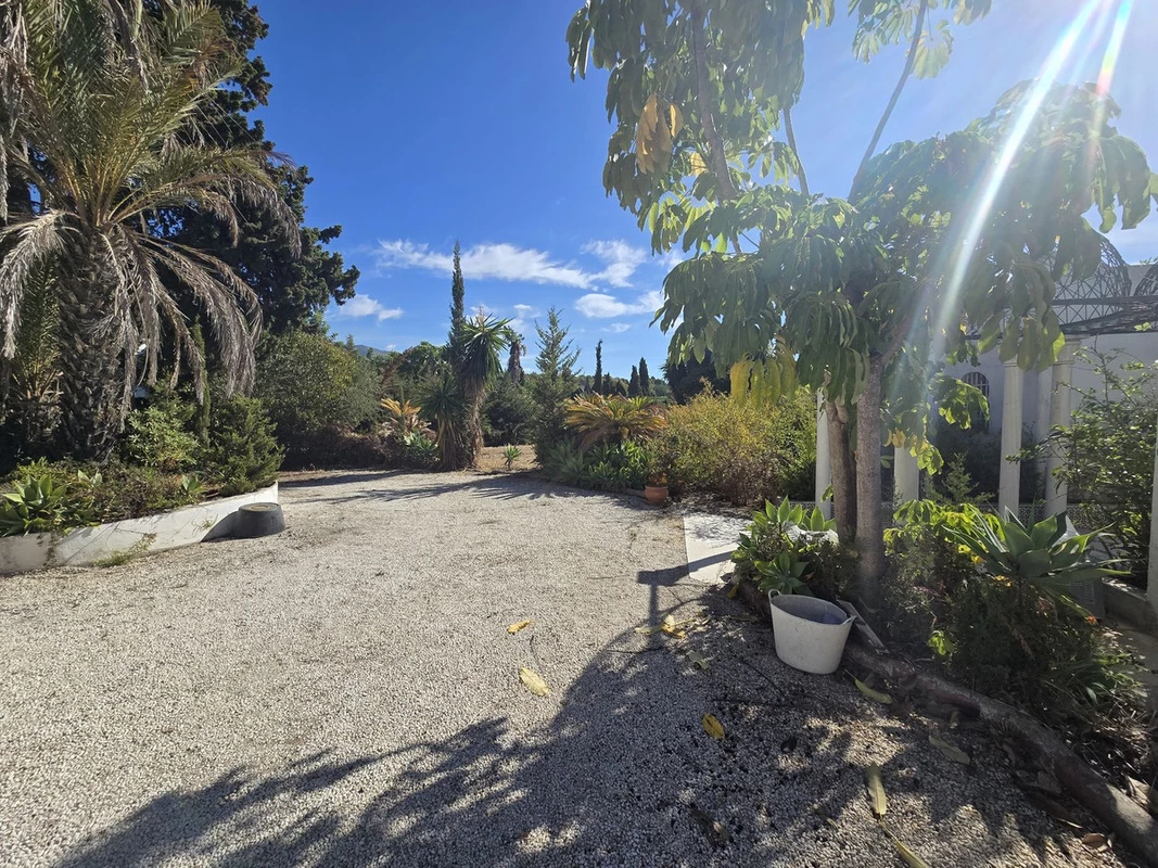 4-c23c0f86247804fa50226aecd8b0b2c8