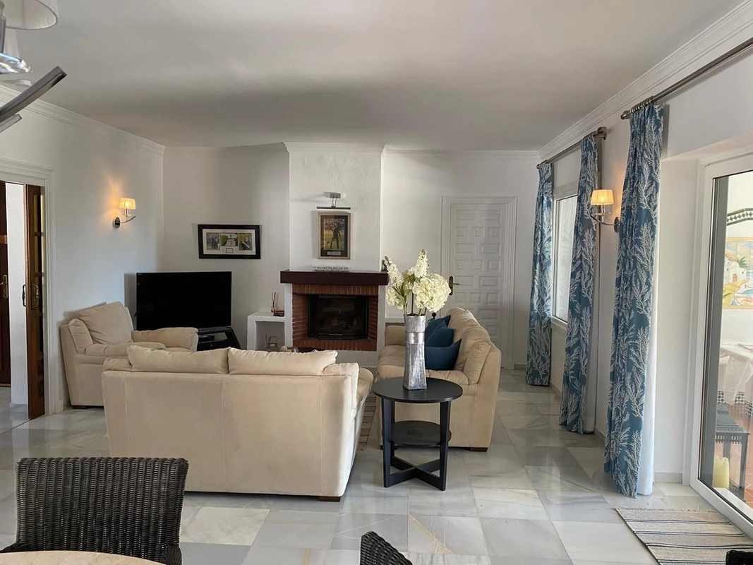 4-c23c0f86247804fa50226aecd8b0b2c8