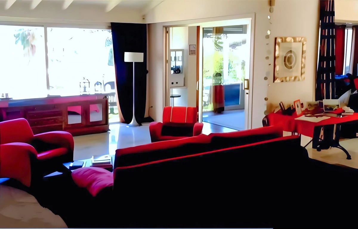 8-e64a9055bba3e77ac8aca3b893cdf826