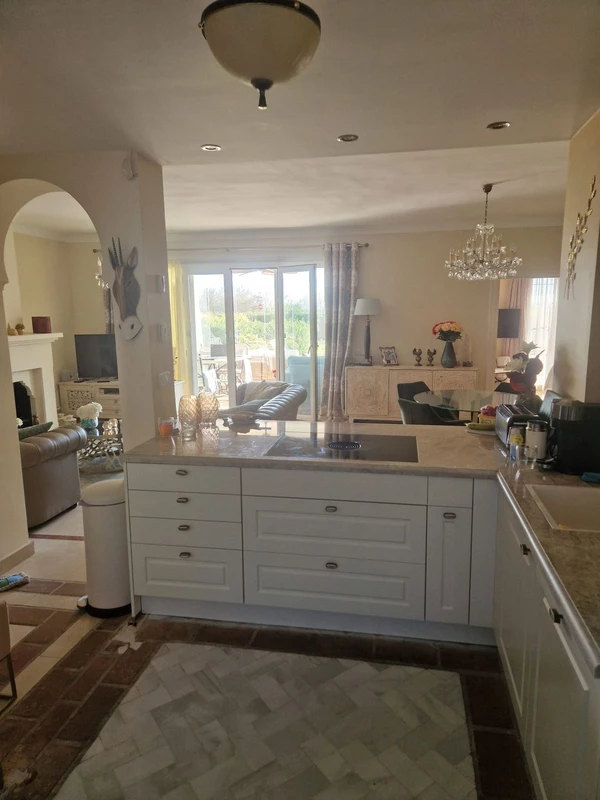 7-aa4cc561180b369757c0bb4af9886cd3