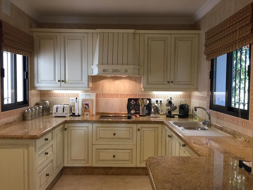 9-467d0cee5b725f3ef65f102a0c2e69c0