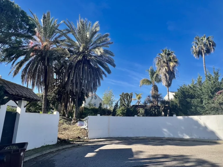 1-7980e48d732b6fc85c14b43b94d2aa54