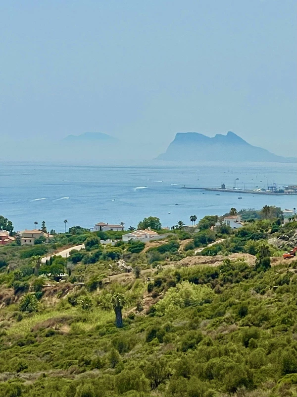 2-5bd7b9d04b45e33852eaf0ec6670150d