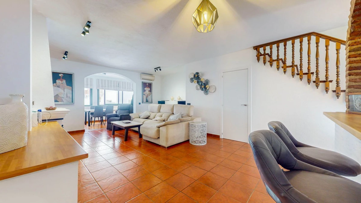 3-e898b2bb2a2fdfd06d2c39894dce8316