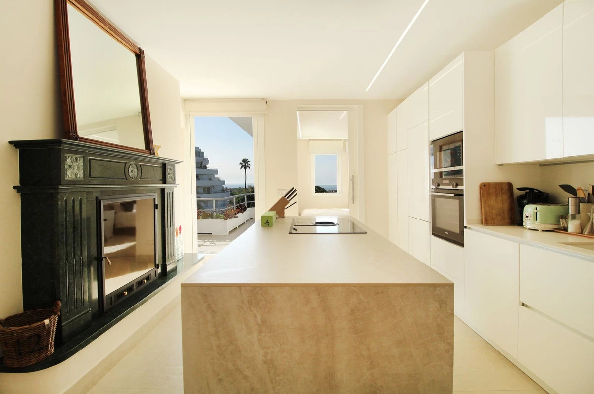 3-e898b2bb2a2fdfd06d2c39894dce8316