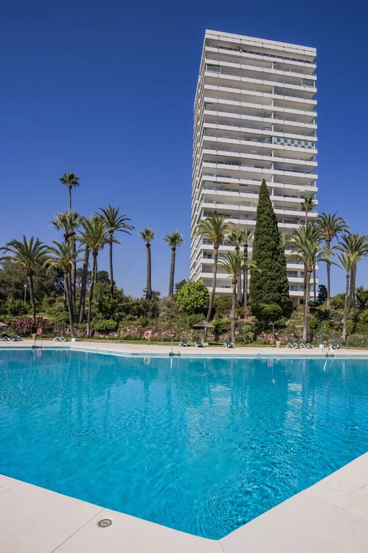 2-5bd7b9d04b45e33852eaf0ec6670150d