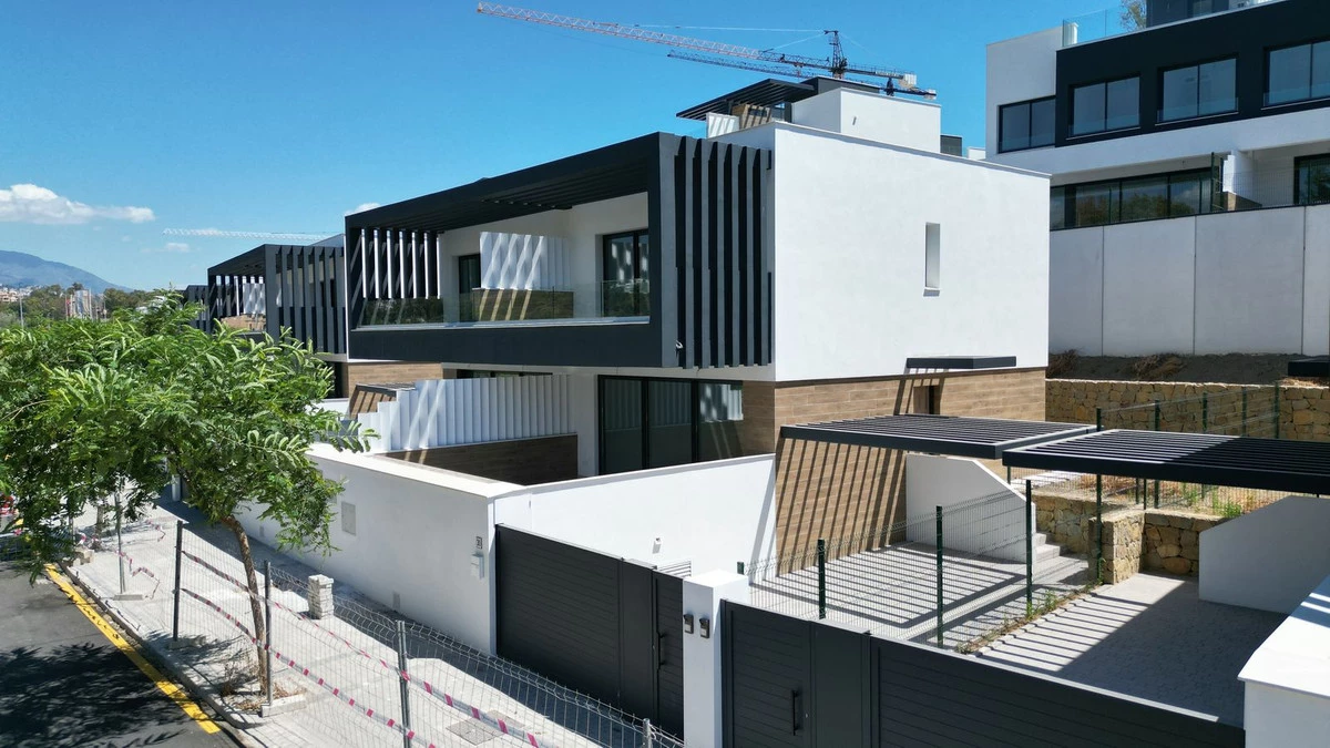 1-7980e48d732b6fc85c14b43b94d2aa54