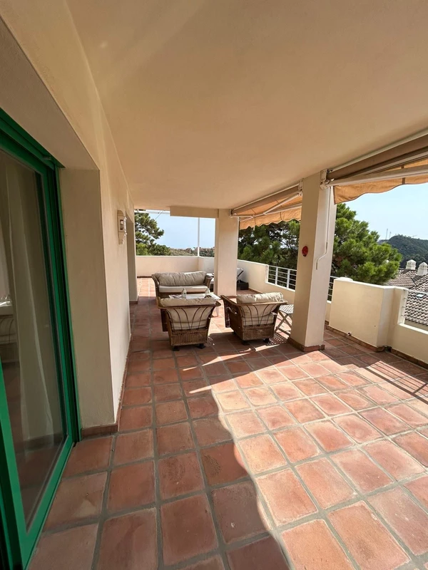 9-467d0cee5b725f3ef65f102a0c2e69c0