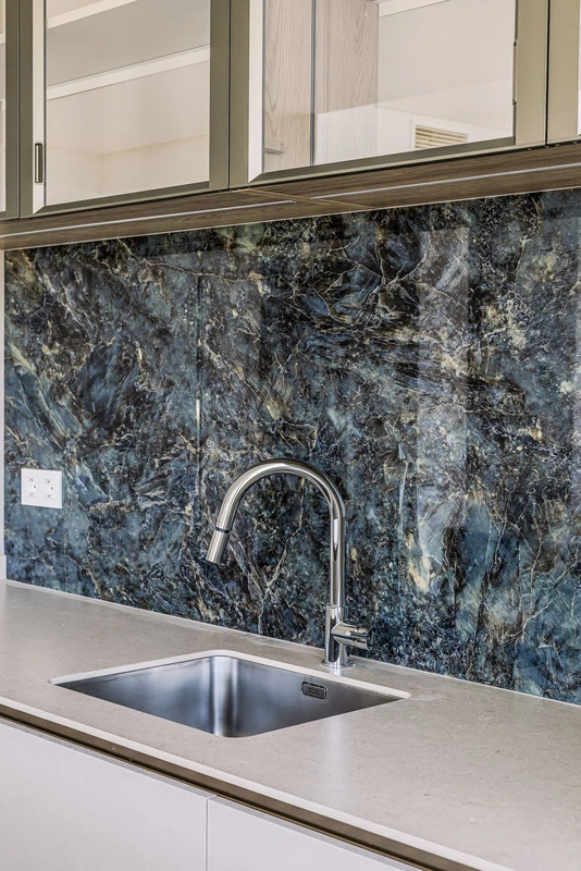 8-e64a9055bba3e77ac8aca3b893cdf826