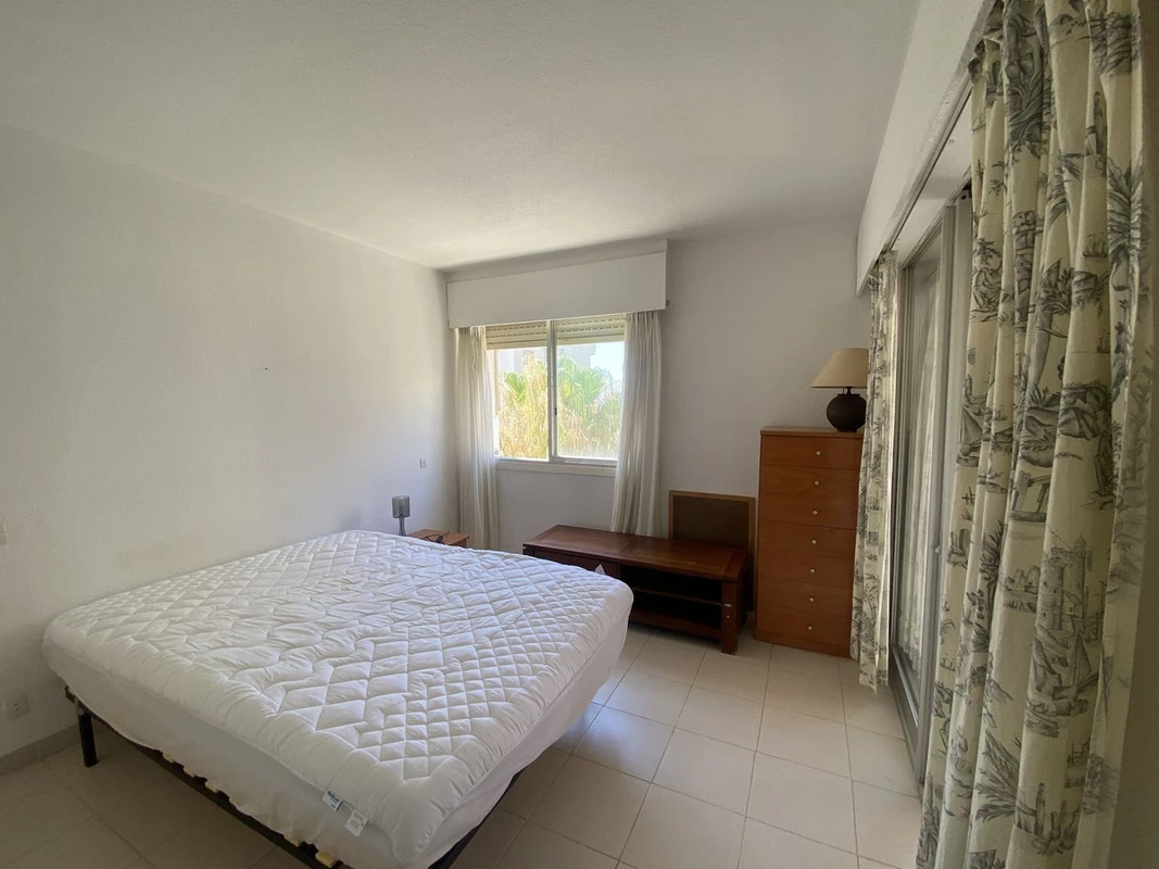 8-e64a9055bba3e77ac8aca3b893cdf826