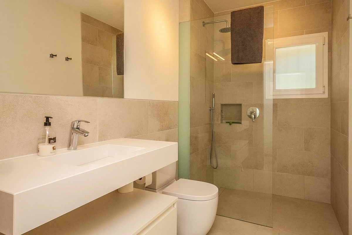 6-241328e1bcc9c0d8ce1222beb6c967a8