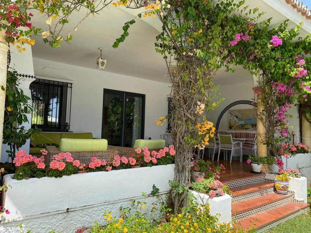 3-e898b2bb2a2fdfd06d2c39894dce8316