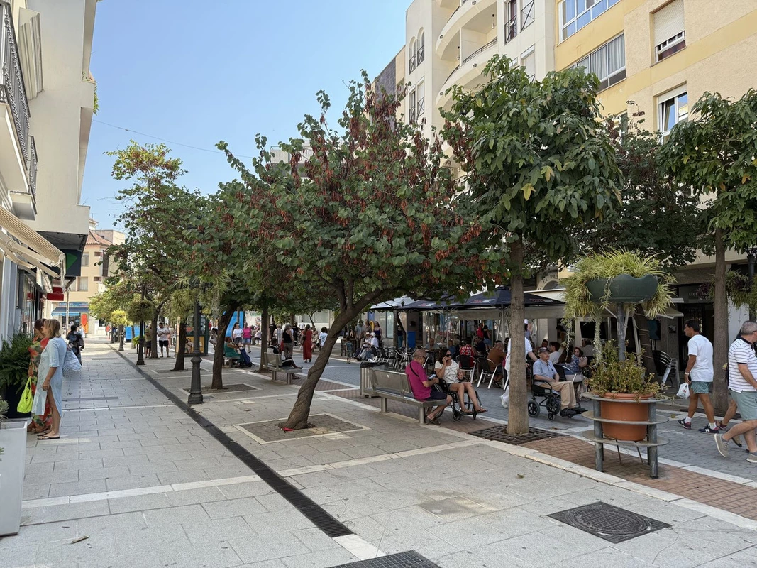 2-5bd7b9d04b45e33852eaf0ec6670150d