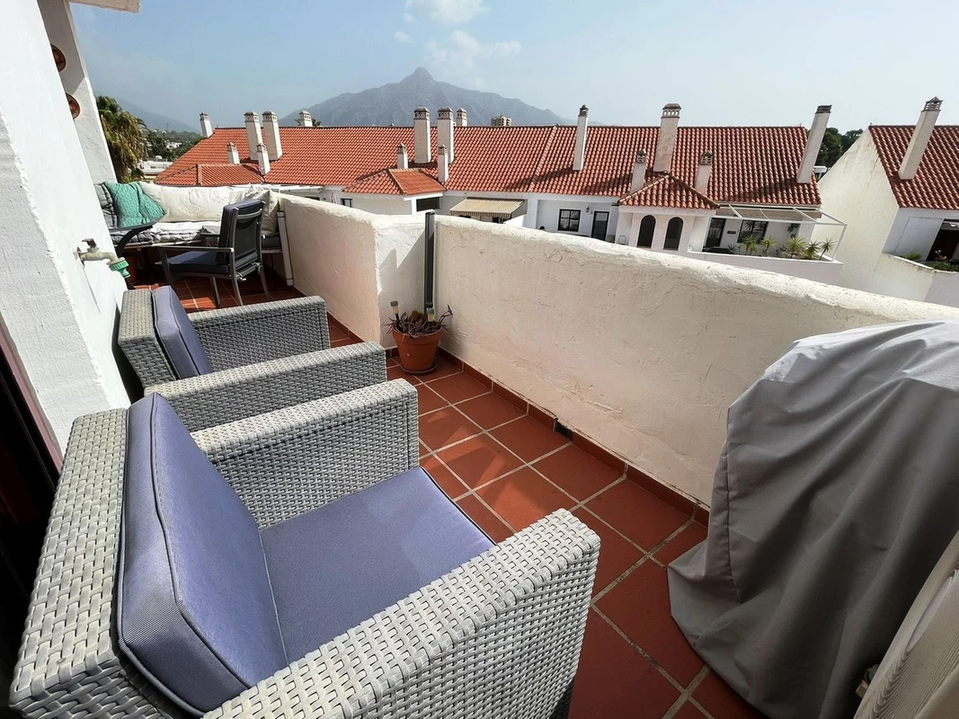 8-e64a9055bba3e77ac8aca3b893cdf826