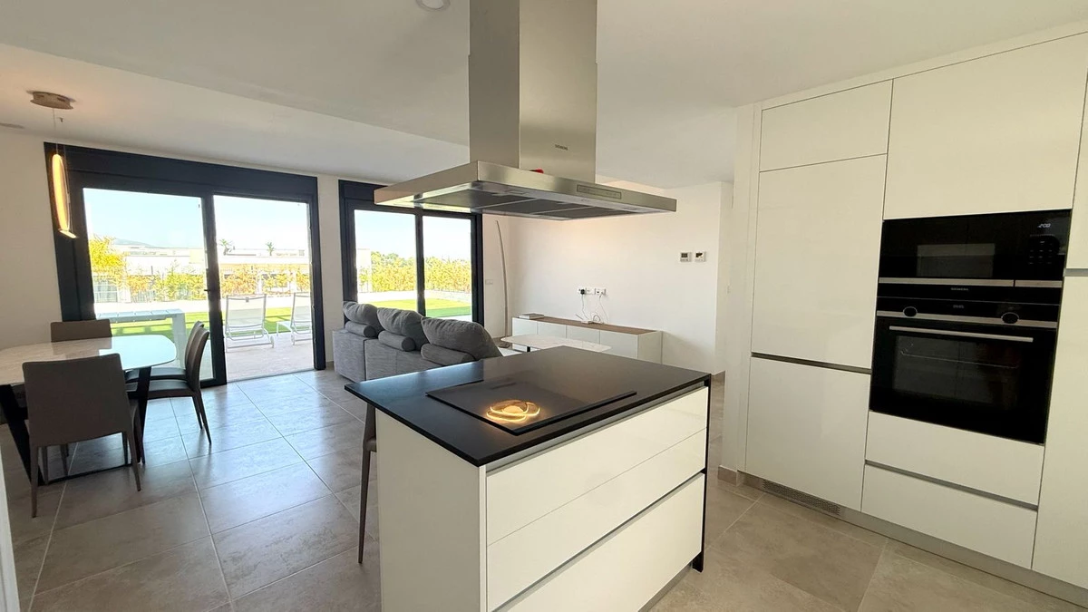 7-aa4cc561180b369757c0bb4af9886cd3