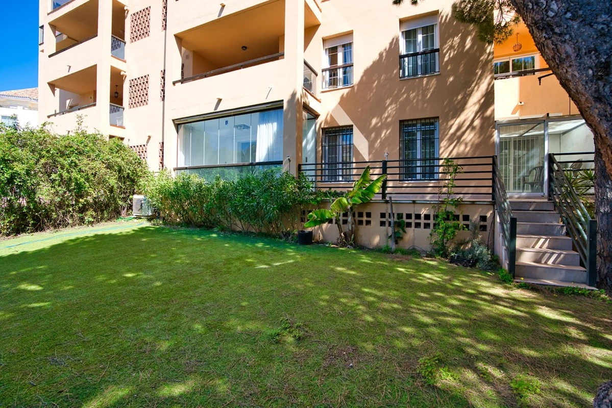 2-5bd7b9d04b45e33852eaf0ec6670150d