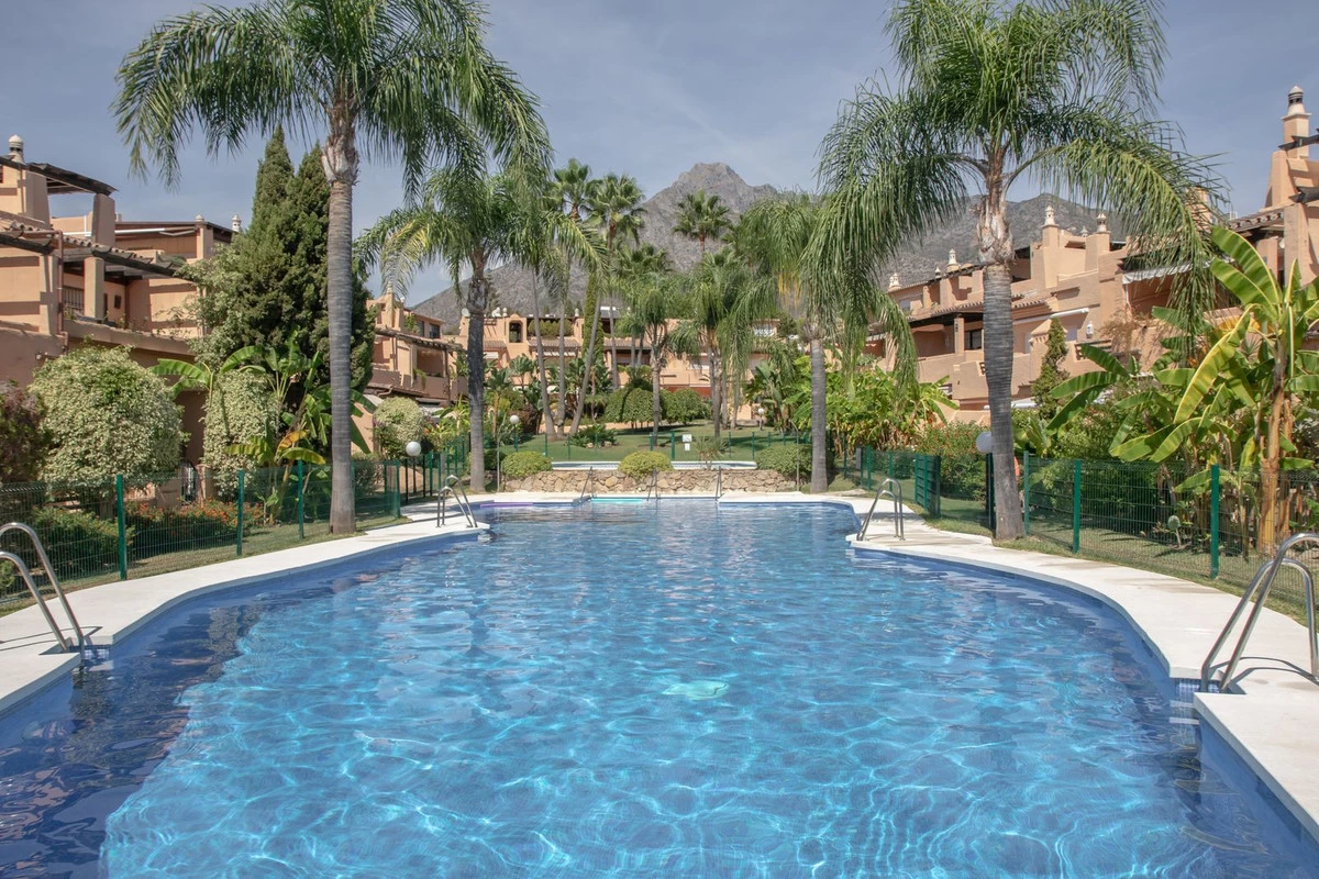 6-241328e1bcc9c0d8ce1222beb6c967a8