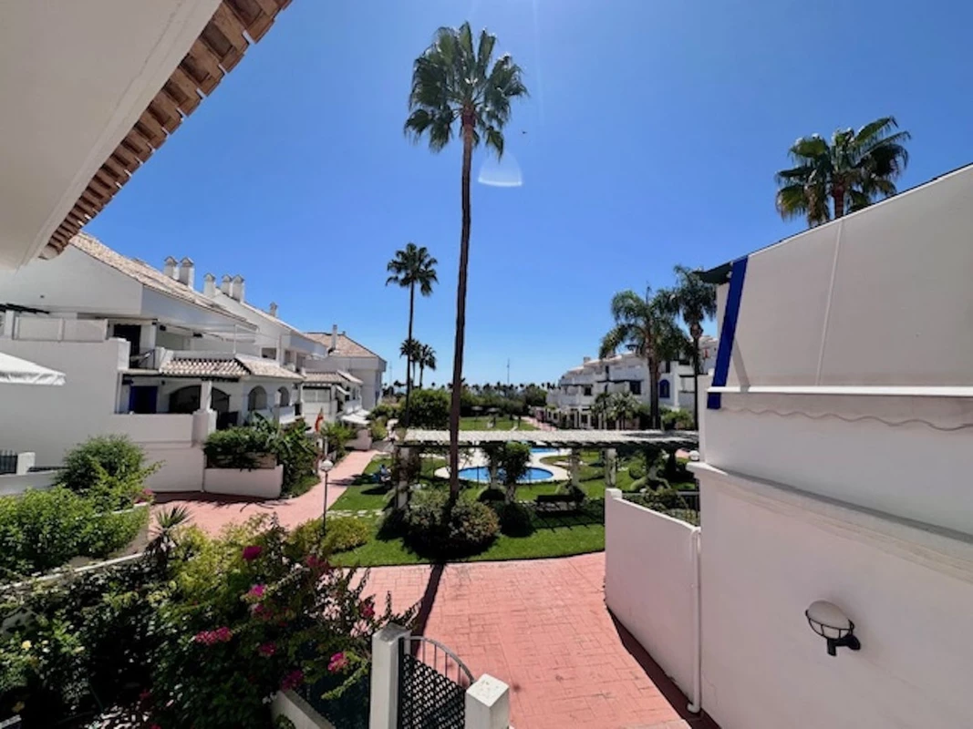 3-e898b2bb2a2fdfd06d2c39894dce8316