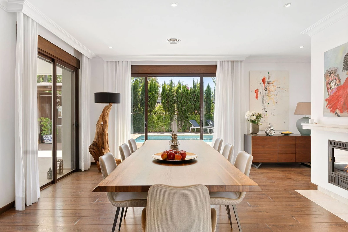 8-e64a9055bba3e77ac8aca3b893cdf826