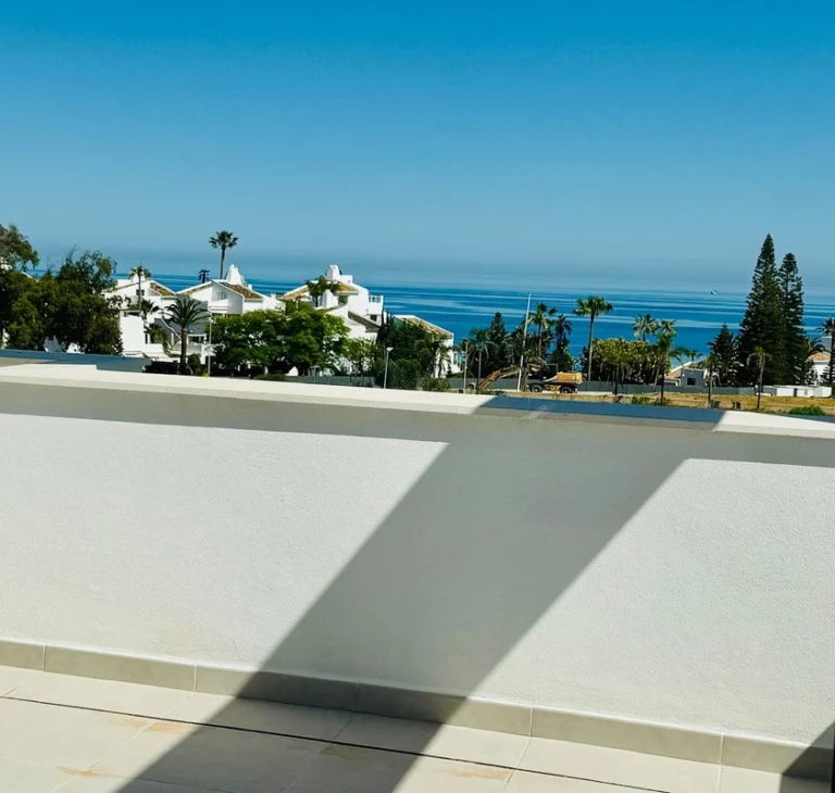 R5026234 | Penthouse in Estepona – € 640,000 – 2 beds, 2 baths