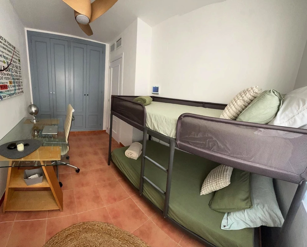 7-aa4cc561180b369757c0bb4af9886cd3