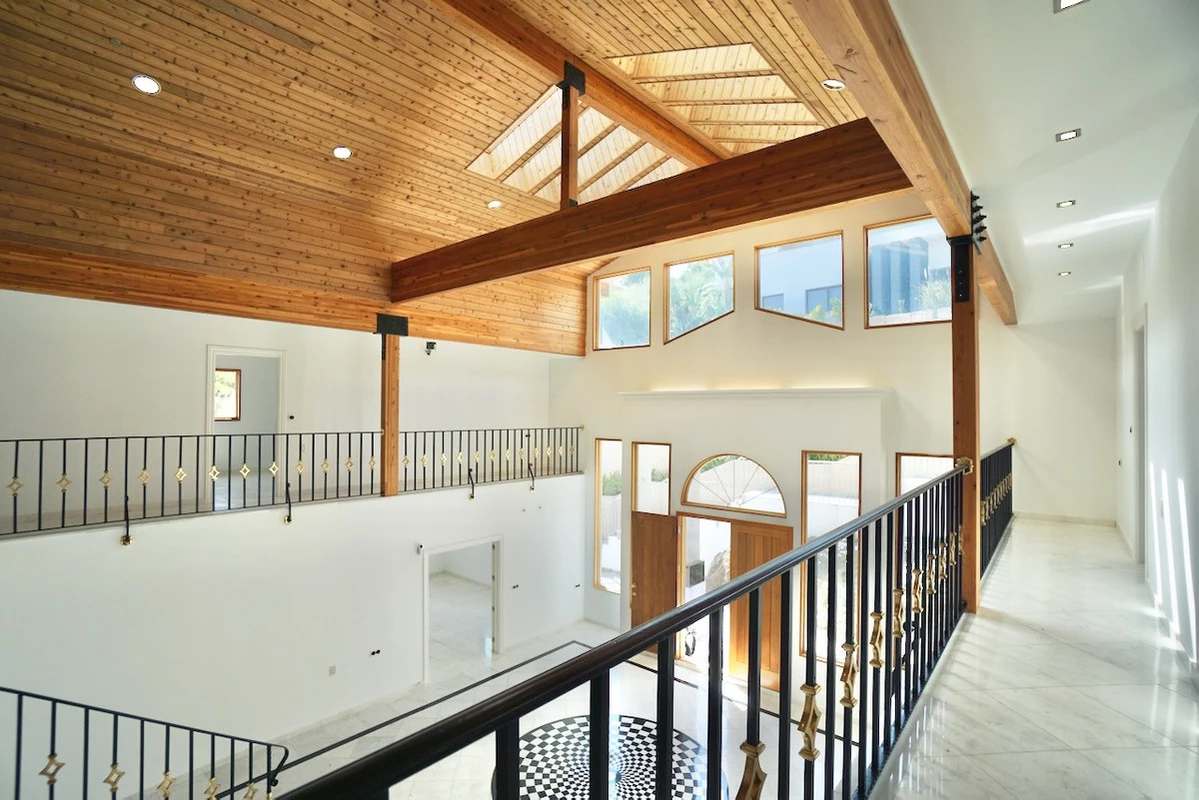 7-aa4cc561180b369757c0bb4af9886cd3