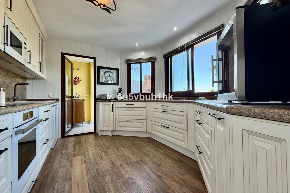 8-e64a9055bba3e77ac8aca3b893cdf826