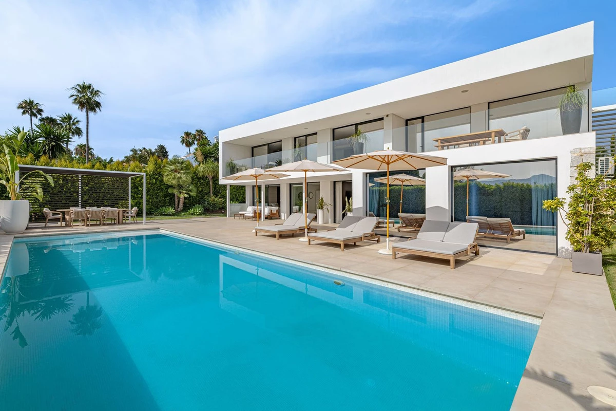 4-c23c0f86247804fa50226aecd8b0b2c8