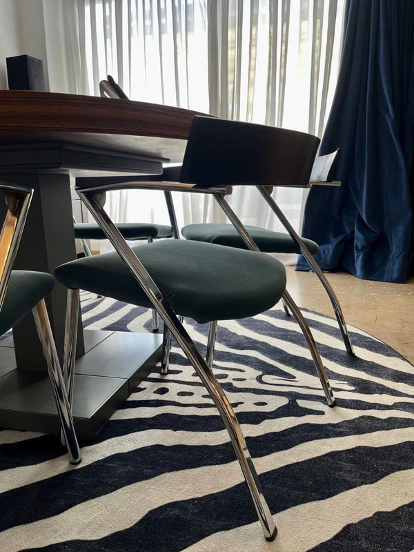 8-e64a9055bba3e77ac8aca3b893cdf826