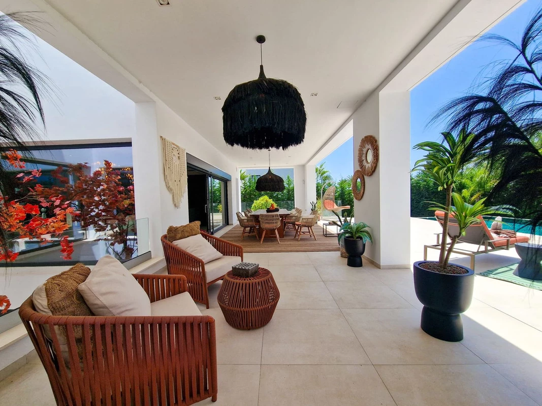 7-aa4cc561180b369757c0bb4af9886cd3