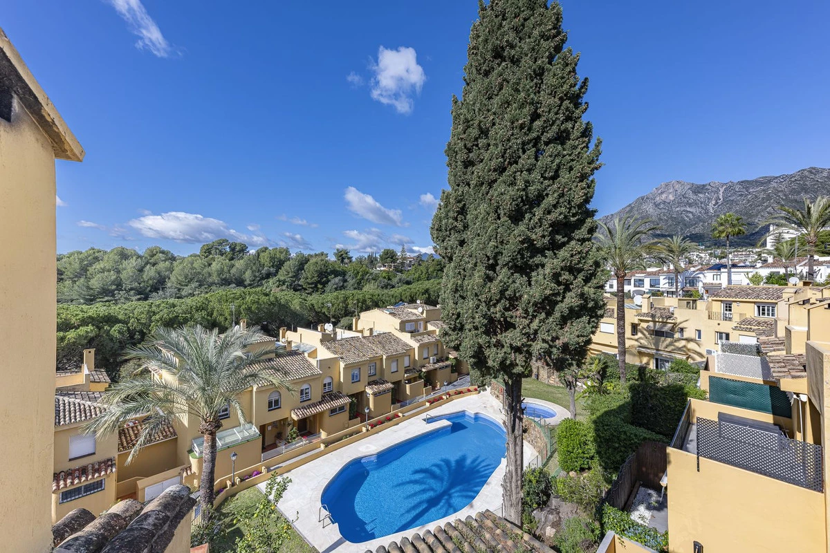 3-e898b2bb2a2fdfd06d2c39894dce8316