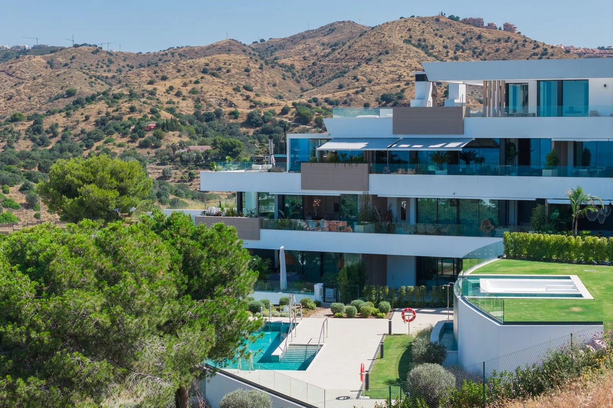 4-c23c0f86247804fa50226aecd8b0b2c8