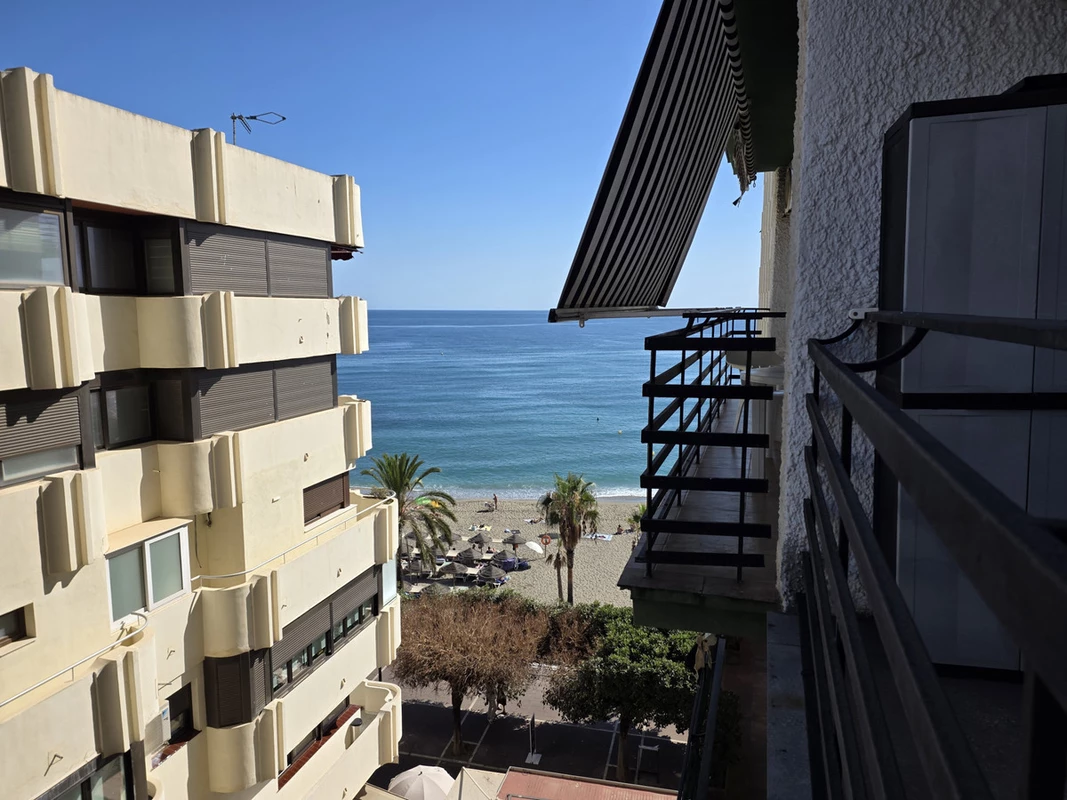 8-e64a9055bba3e77ac8aca3b893cdf826