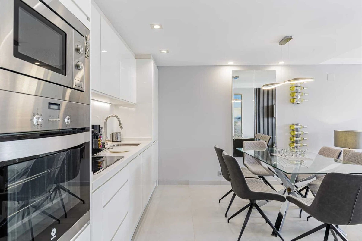 9-467d0cee5b725f3ef65f102a0c2e69c0