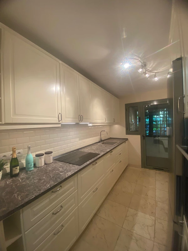 8-e64a9055bba3e77ac8aca3b893cdf826