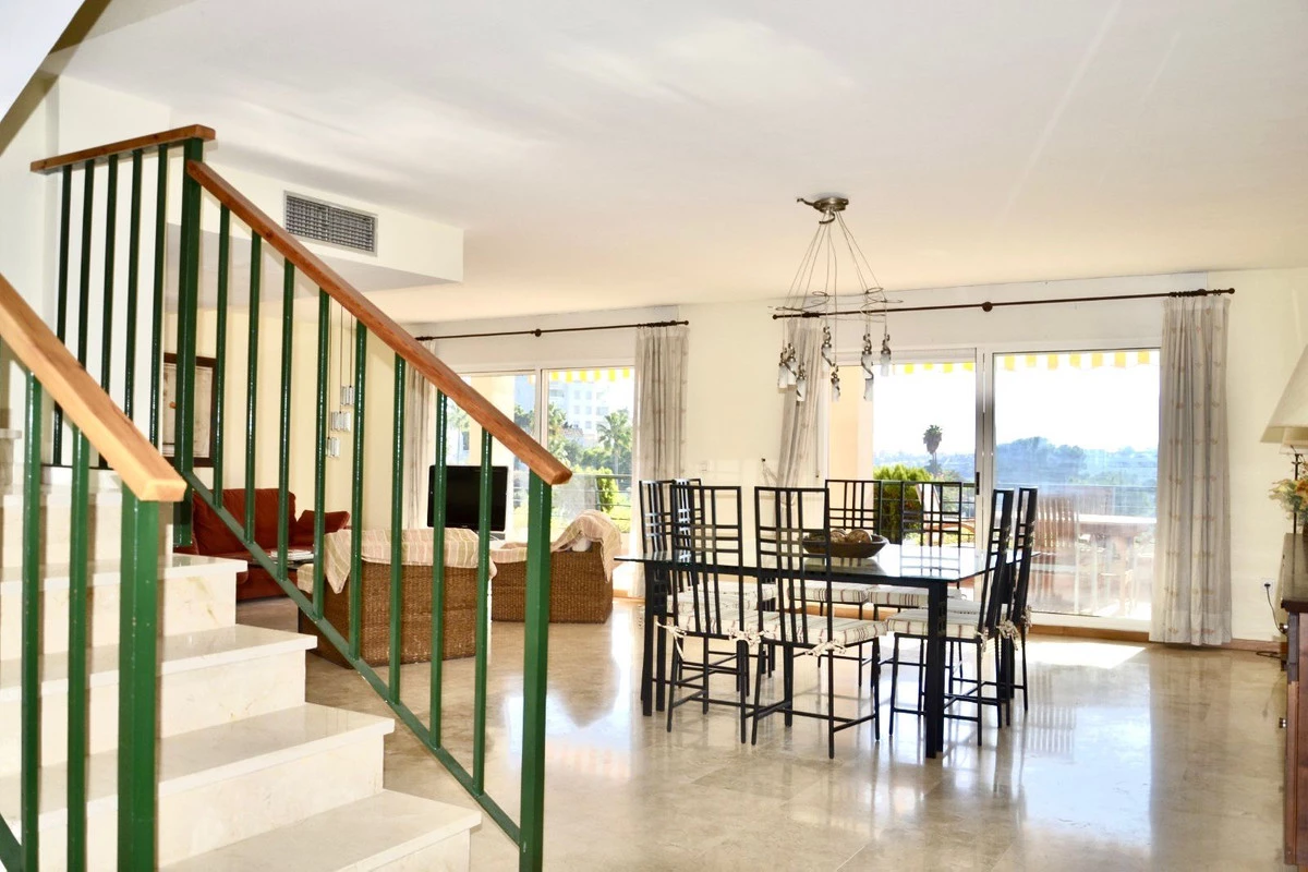 7-aa4cc561180b369757c0bb4af9886cd3