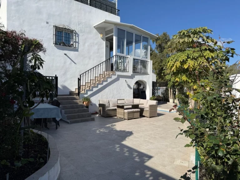 R5130523 | Townhouse in Estepona – € 370,000 – 3 beds, 3 baths