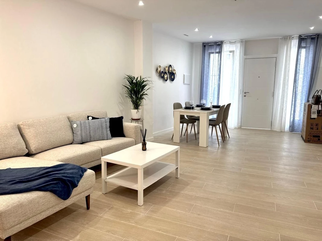 4-c23c0f86247804fa50226aecd8b0b2c8