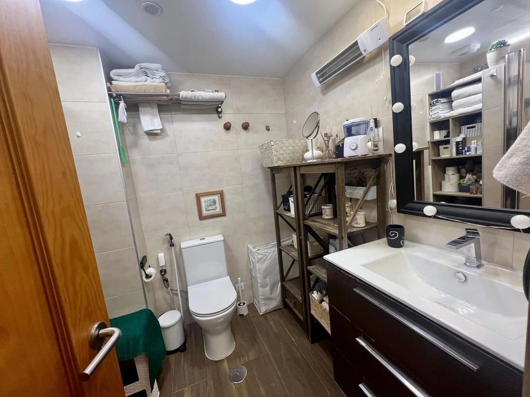 7-aa4cc561180b369757c0bb4af9886cd3