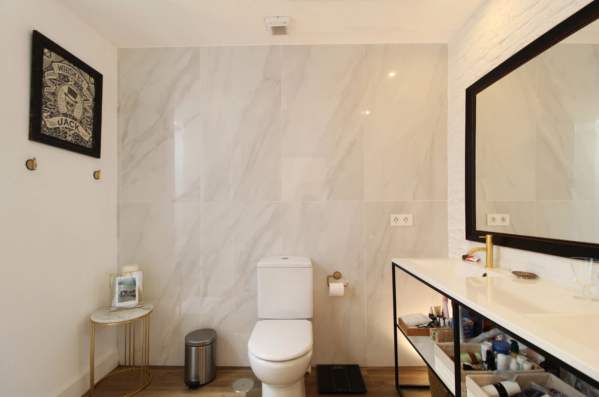 8-e64a9055bba3e77ac8aca3b893cdf826